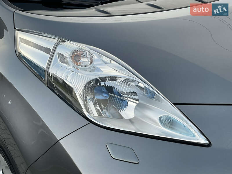 Хэтчбек Nissan Leaf 2014 в Ровно