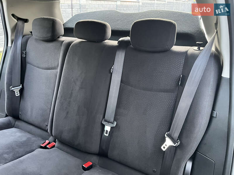 Хэтчбек Nissan Leaf 2014 в Ровно