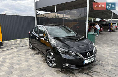 Хэтчбек Nissan Leaf 2021 в Полтаве
