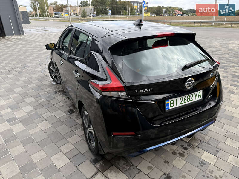 Хэтчбек Nissan Leaf 2021 в Полтаве