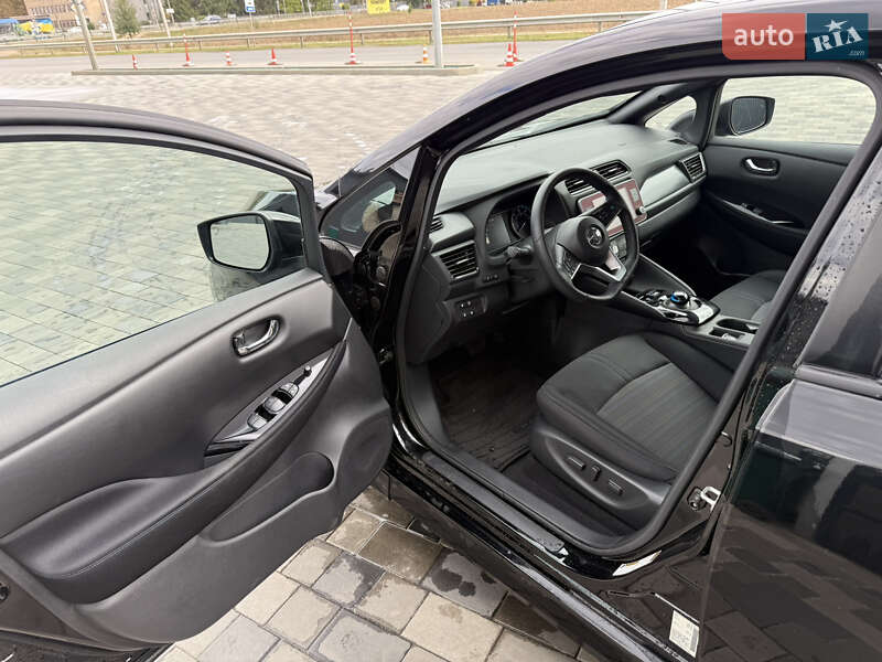 Хэтчбек Nissan Leaf 2021 в Полтаве