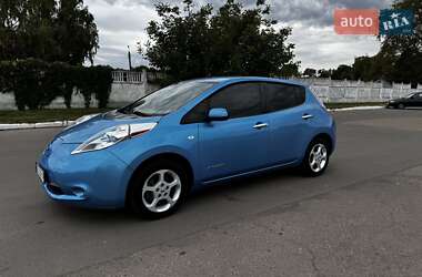 Хэтчбек Nissan Leaf 2012 в Прилуках