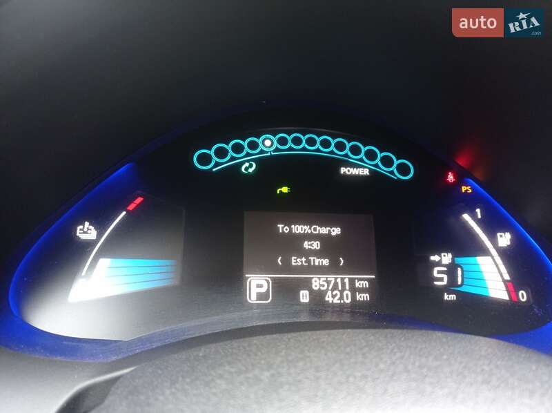 Хэтчбек Nissan Leaf 2013 в Киеве