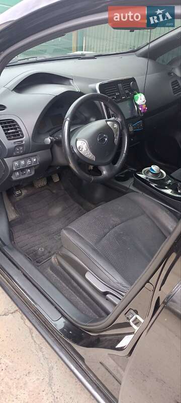 Хэтчбек Nissan Leaf 2014 в Одессе