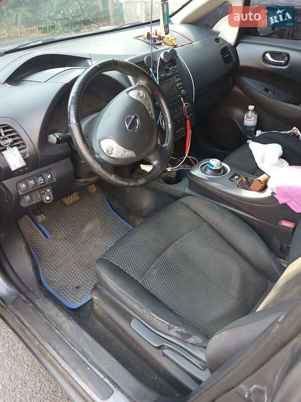 Хэтчбек Nissan Leaf 2015 в Одессе фото 4 Хэтчбек Nissan Leaf 2015 в Одессе