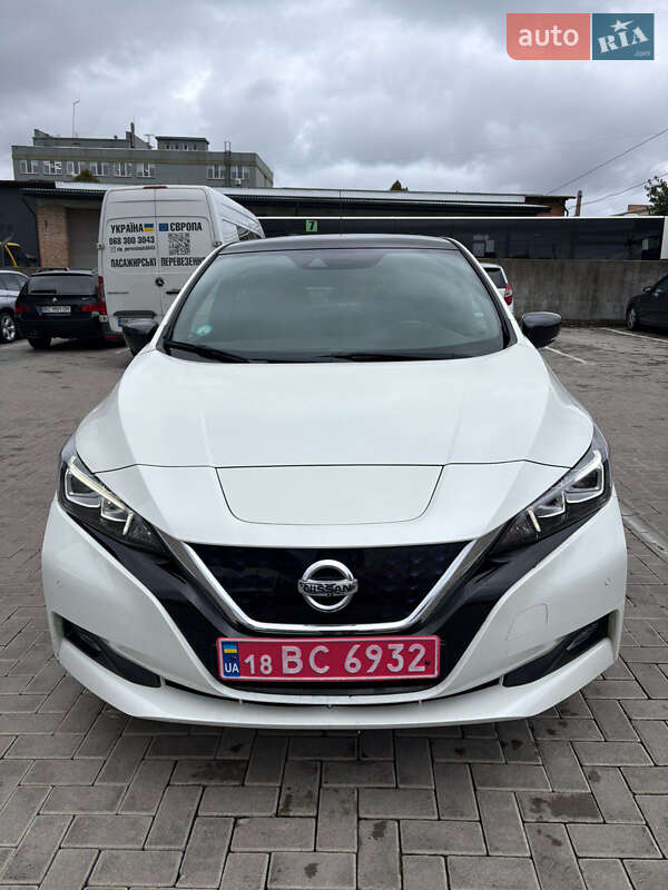 Хетчбек Nissan Leaf 2018 в Рівному
