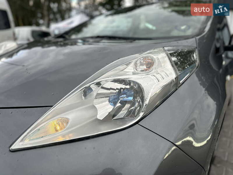 Хэтчбек Nissan Leaf 2013 в Владимире