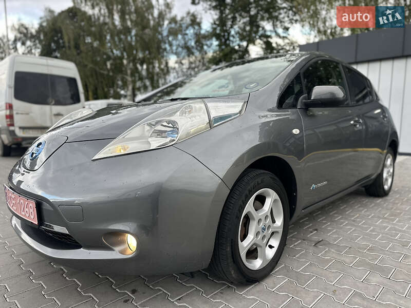 Хэтчбек Nissan Leaf 2013 в Владимире