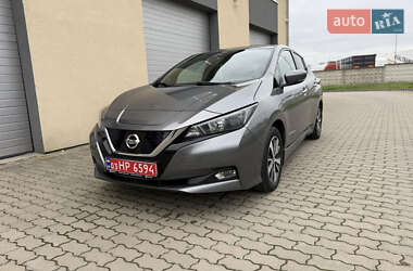 Хэтчбек Nissan Leaf 2018 в 