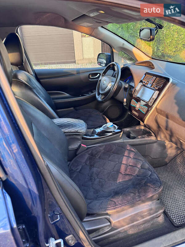 Хэтчбек Nissan Leaf 2016 в Одессе