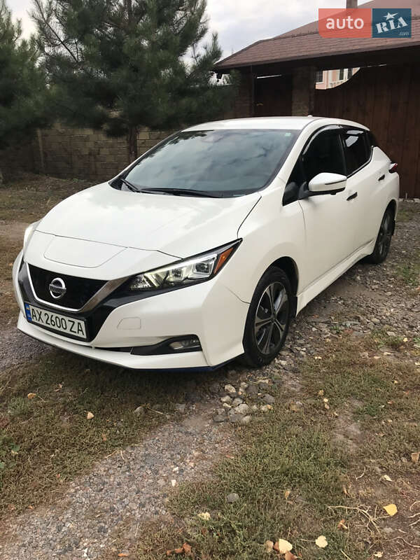 Хэтчбек Nissan Leaf 2021 в Харькове