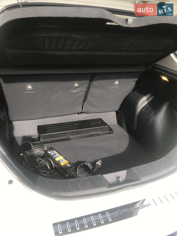 Хэтчбек Nissan Leaf 2021 в Харькове