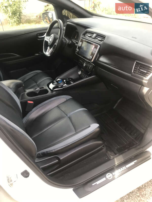 Хэтчбек Nissan Leaf 2021 в Харькове