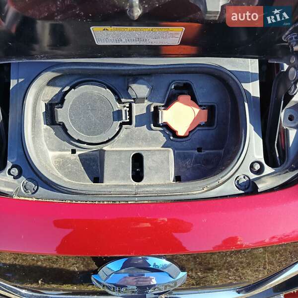 Хетчбек Nissan Leaf 2018 в Зіньківі