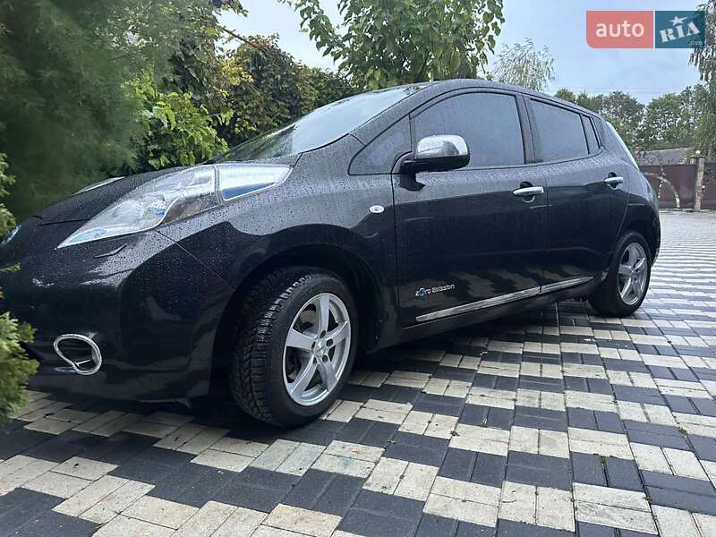 Хетчбек Nissan Leaf 2013 в Тернополі