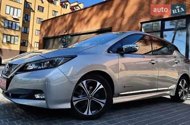 Хэтчбек Nissan Leaf 2018 в Кропивницком