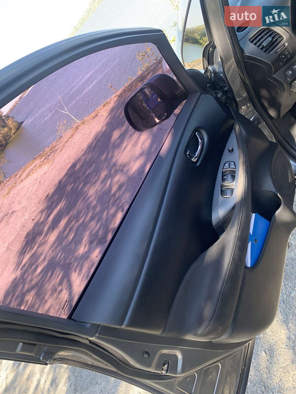 Хэтчбек Nissan Leaf 2014 в Днепре фото 15 Хэтчбек Nissan Leaf 2014 в Днепре