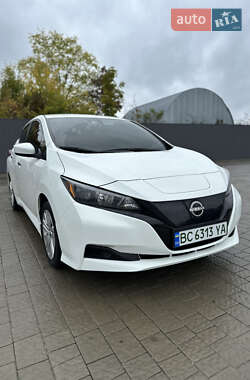 Хэтчбек Nissan Leaf 2023 в Тернополе