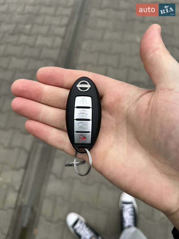 Хэтчбек Nissan Leaf 2023 в Тернополе