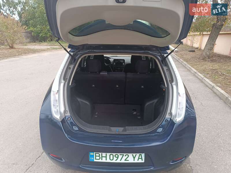 Хэтчбек Nissan Leaf 2017 в Одессе