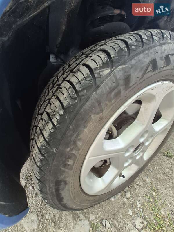 Хэтчбек Nissan Leaf 2013 в Днепре