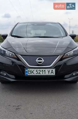 Хэтчбек Nissan Leaf 2021 в Ровно