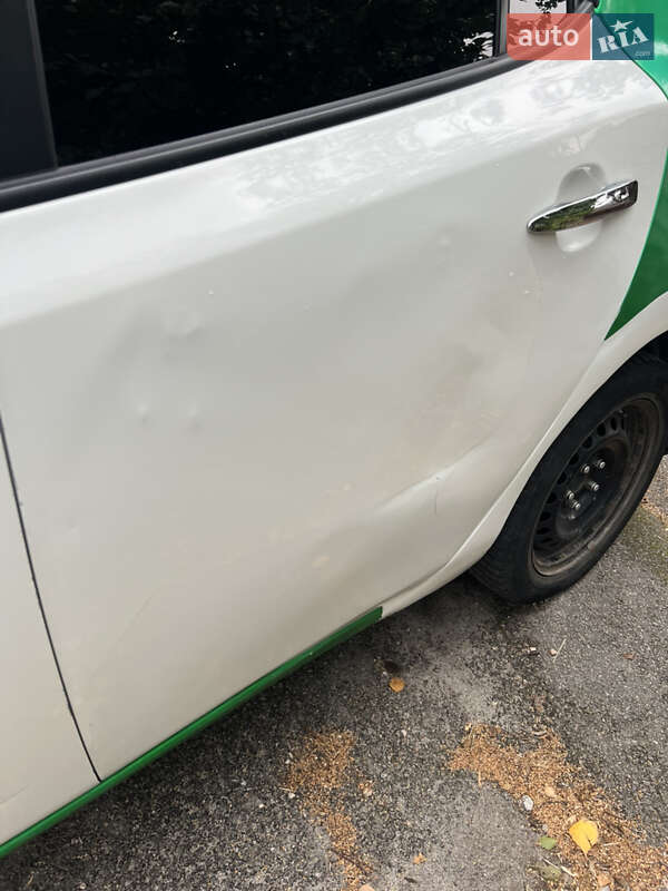 Хэтчбек Nissan Leaf 2015 в Днепре фото 7 Хэтчбек Nissan Leaf 2015 в Днепре