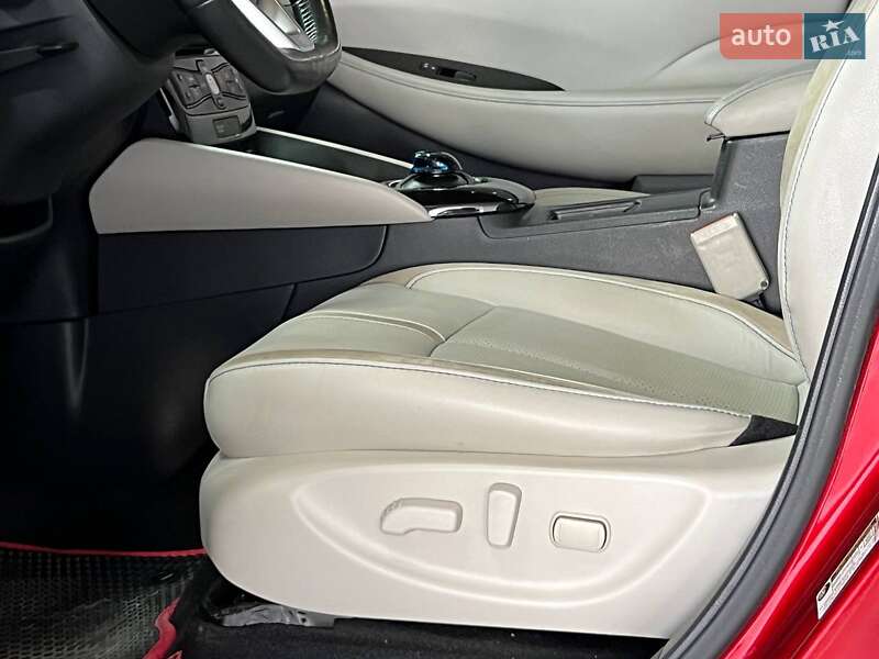 Хэтчбек Nissan Leaf 2018 в Одессе