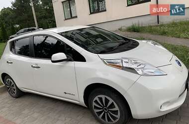 Хетчбек Nissan Leaf 2015 в Львові