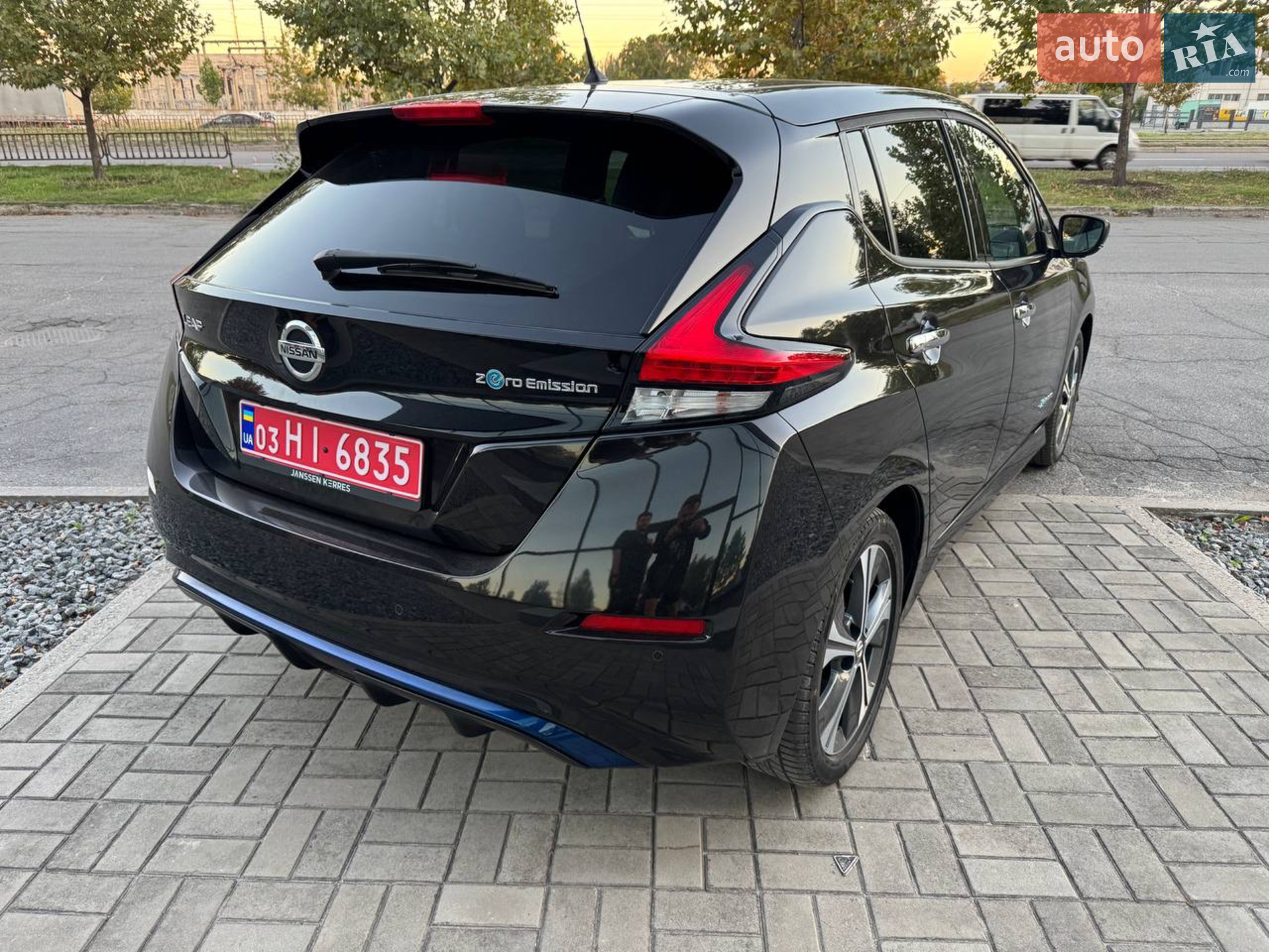 2020 Nissan Leaf - мініатюра 9