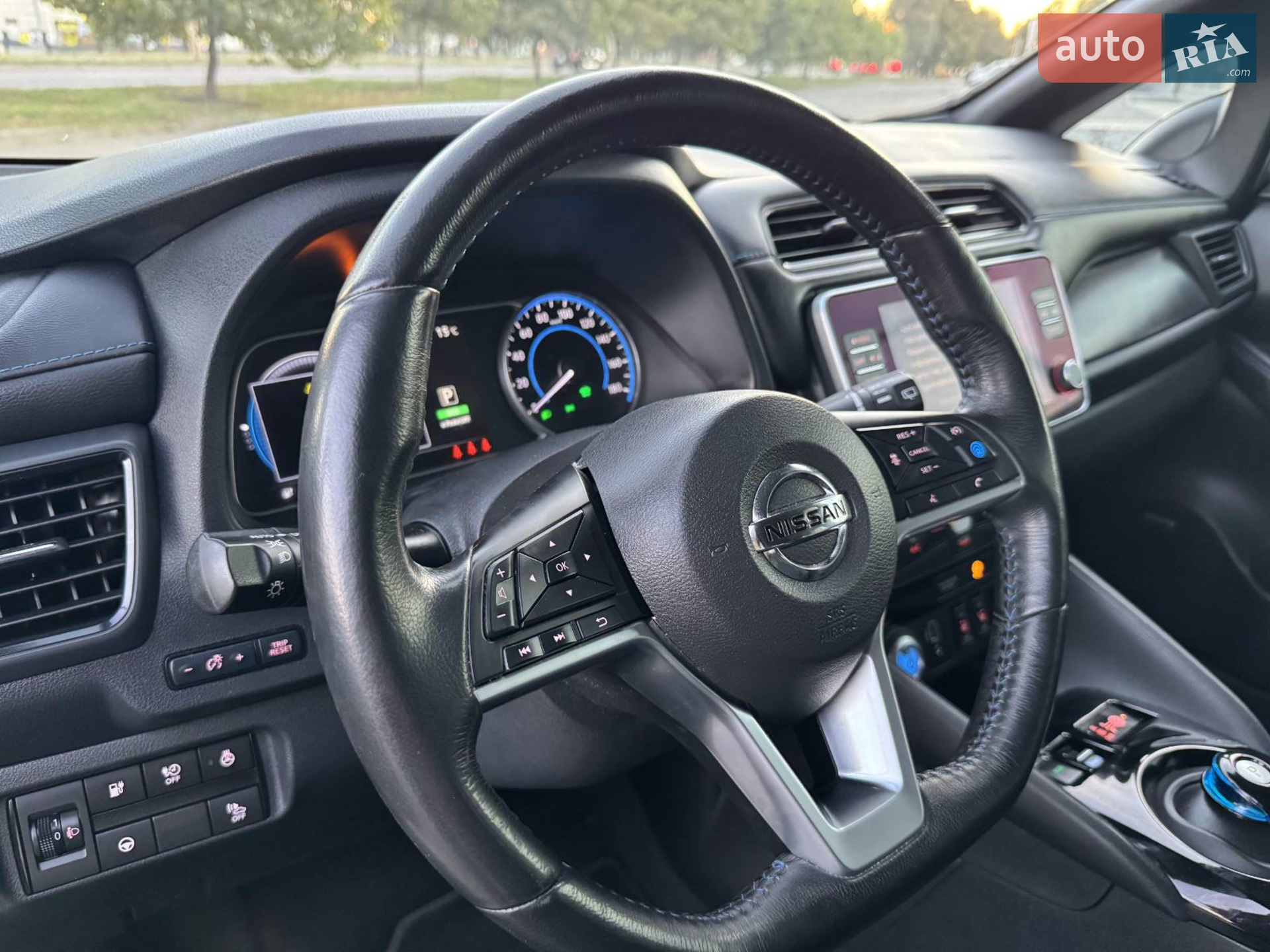 2020 Nissan Leaf - мініатюра 13