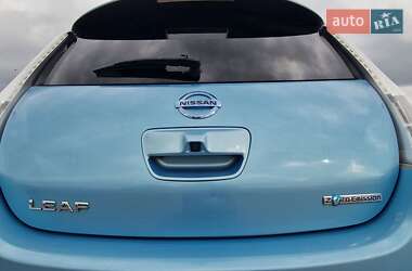 Хэтчбек Nissan Leaf 2014 в 