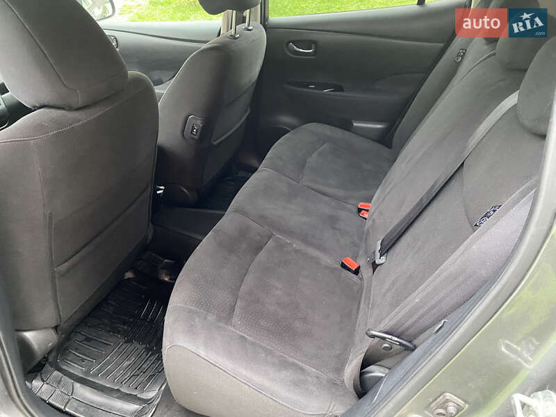 Хэтчбек Nissan Leaf 2015 в Черновцах