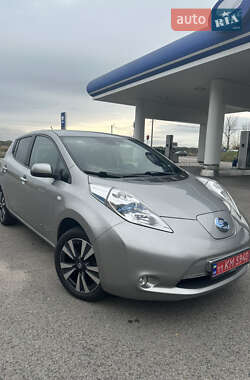 Хэтчбек Nissan Leaf 2015 в Каменском