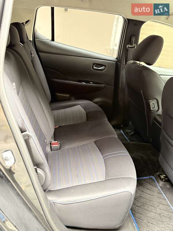 Хэтчбек Nissan Leaf 2018 в Одессе