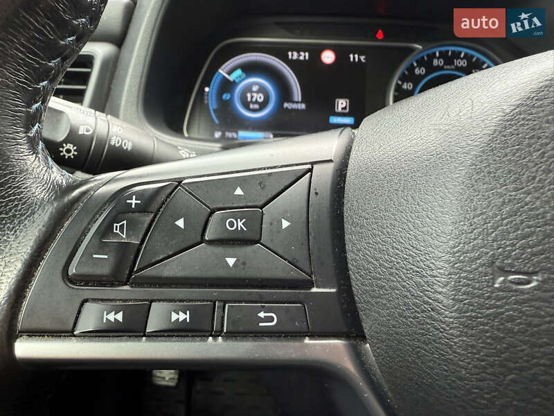 Хэтчбек Nissan Leaf 2019 в Житомире