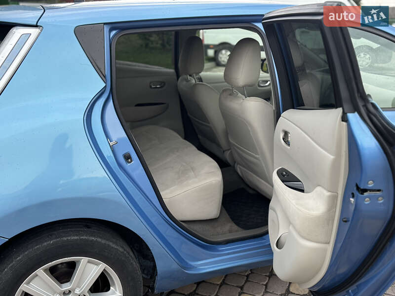 Хетчбек Nissan Leaf 2013 в Вінниці