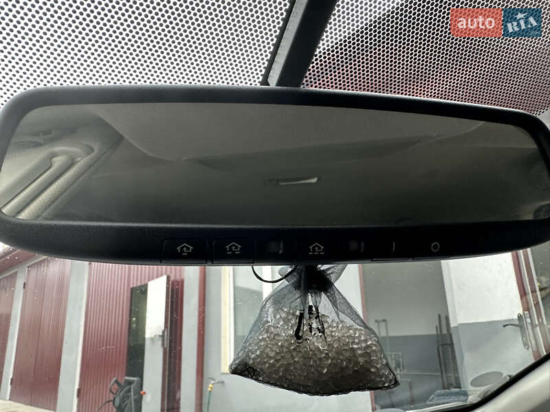 Хетчбек Nissan Leaf 2015 в Сокалі фото 31 Хетчбек Nissan Leaf 2015 в Сокалі