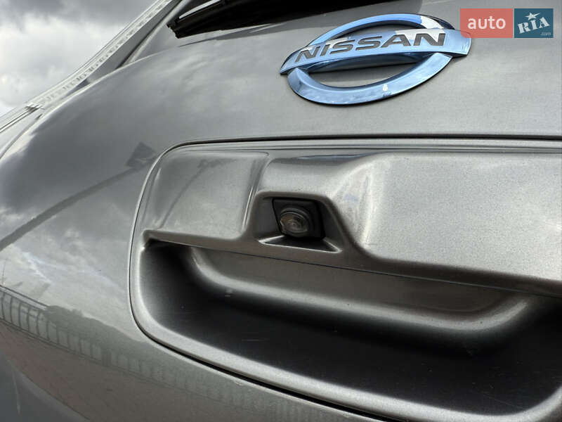 Хетчбек Nissan Leaf 2015 в Вінниці