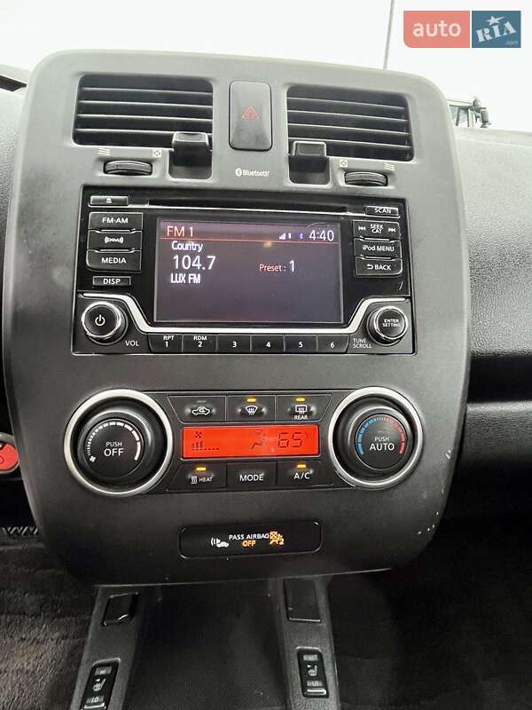 Хэтчбек Nissan Leaf 2017 в Львове