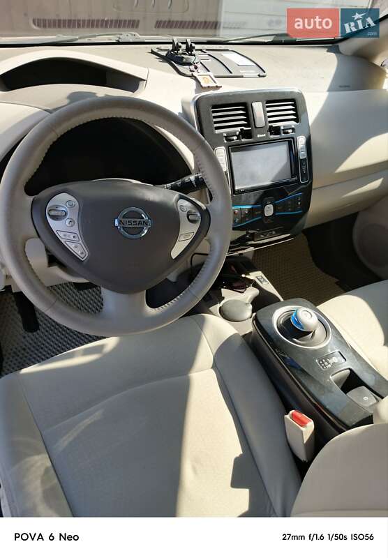 Хетчбек Nissan Leaf 2012 в Бородянці