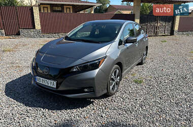 Хэтчбек Nissan Leaf 2022 в Виннице