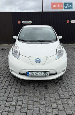 Хетчбек Nissan Leaf 2017 в Києві