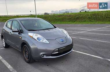 Хэтчбек Nissan Leaf 2014 в Львове