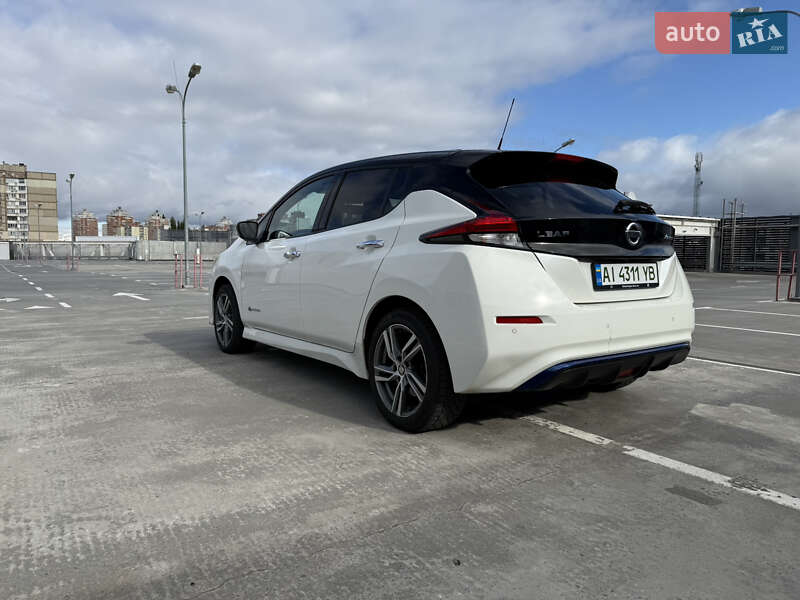 Хетчбек Nissan Leaf 2019 в Києві фото 5 Хетчбек Nissan Leaf 2019 в Києві