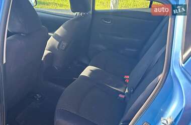 Хетчбек Nissan Leaf 2014 в  фото 32 Хетчбек Nissan Leaf 2014 в