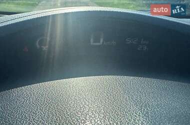 Хетчбек Nissan Leaf 2014 в  фото 35 Хетчбек Nissan Leaf 2014 в