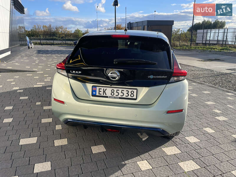 Хэтчбек Nissan Leaf 2018 в Тернополе