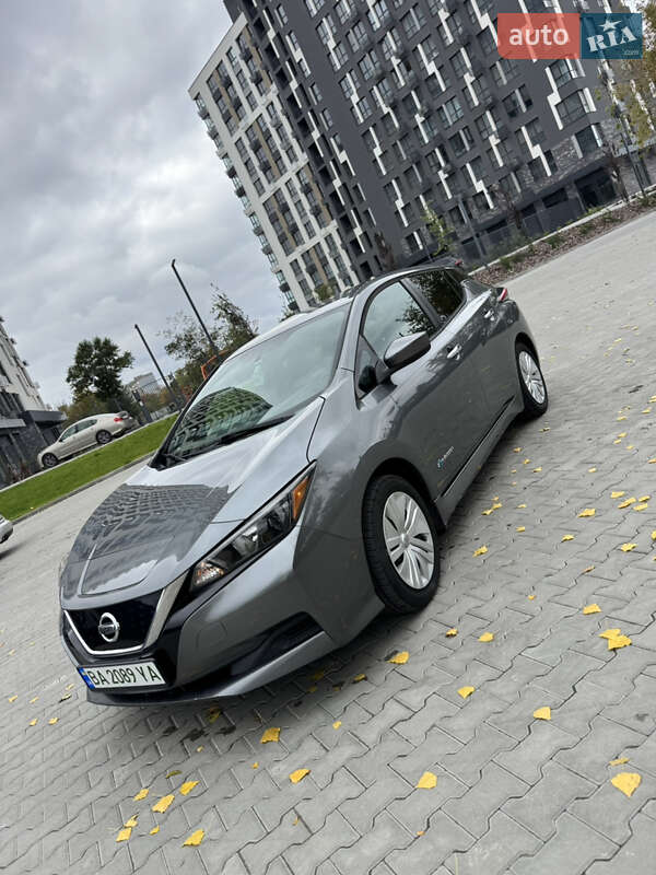Хэтчбек Nissan Leaf 2018 в Кропивницком фото 6 Хэтчбек Nissan Leaf 2018 в Кропивницком