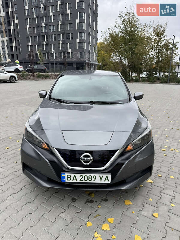 Хэтчбек Nissan Leaf 2018 в Кропивницком фото 13 Хэтчбек Nissan Leaf 2018 в Кропивницком